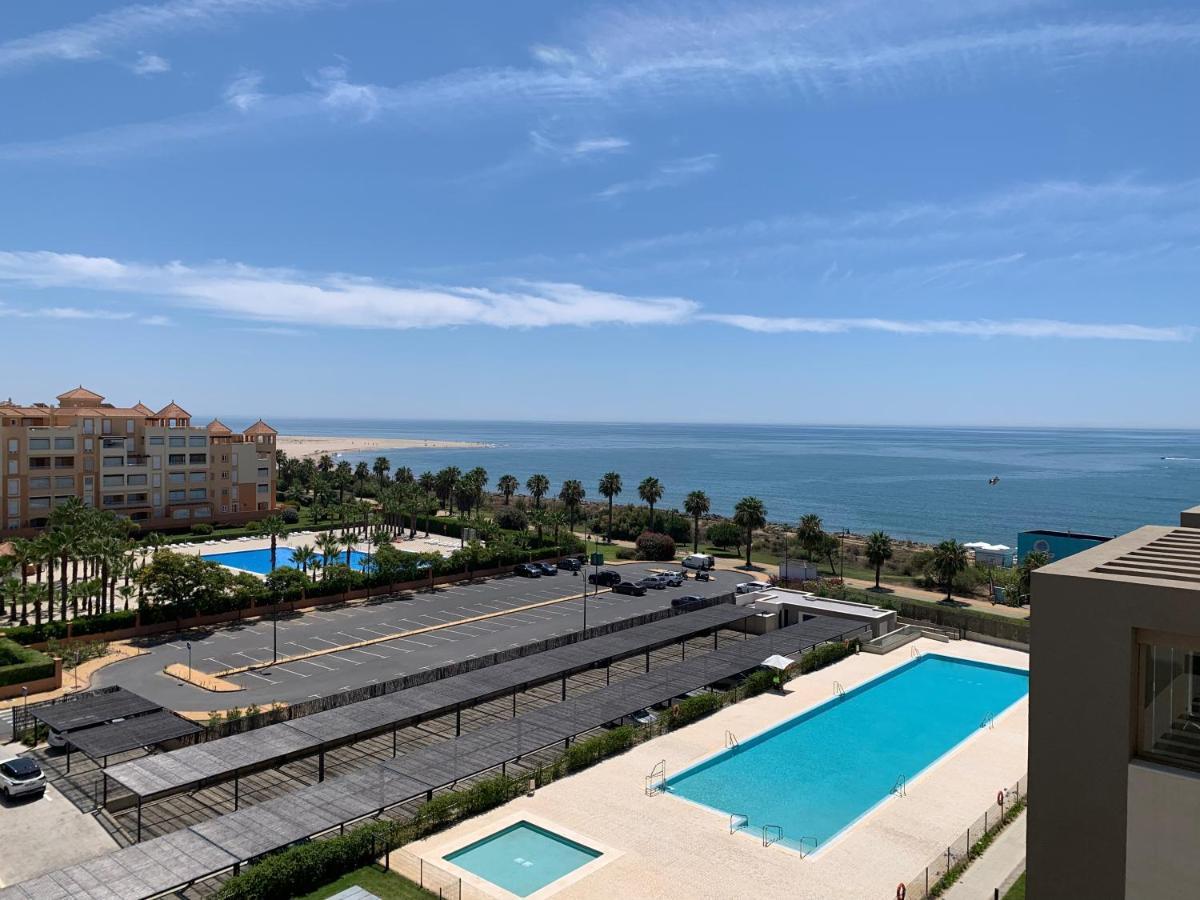 Apartament Penthouse With Wide Terrace Next To The Ocean Huelva Zewnętrze zdjęcie